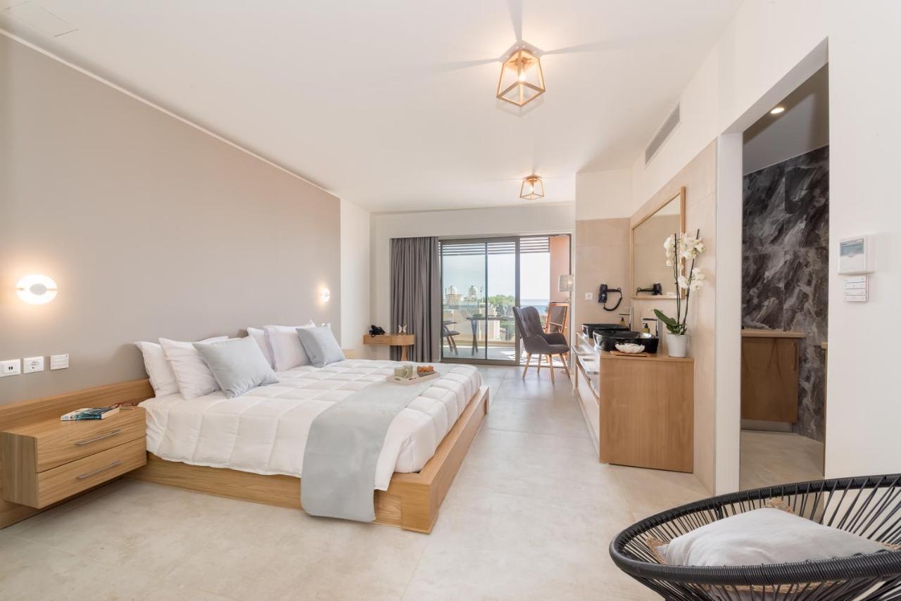 Lilium Luxury Suites Agia Marina Dış mekan fotoğraf