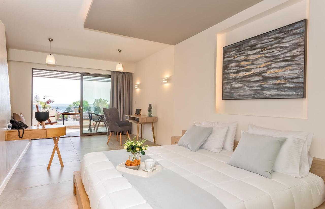 Lilium Luxury Suites Agia Marina Dış mekan fotoğraf